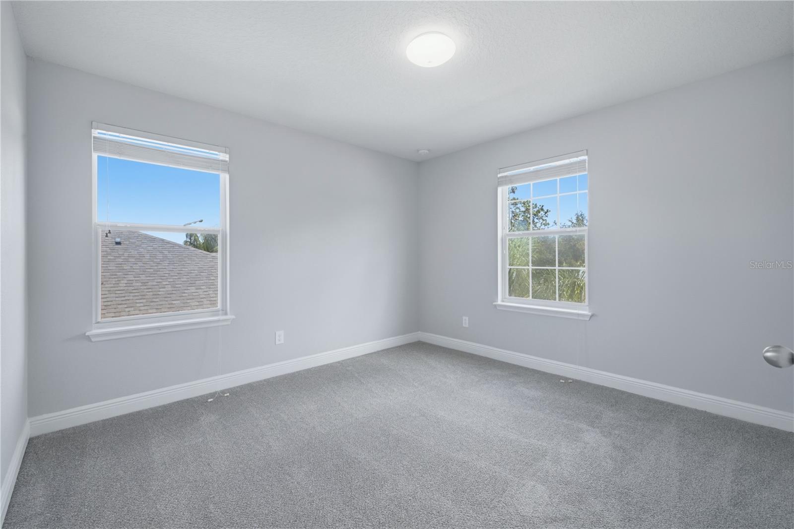 POINTE/HUNTER'S CRK - Residential