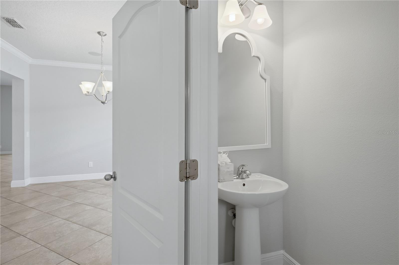 POINTE/HUNTER'S CRK - Residential