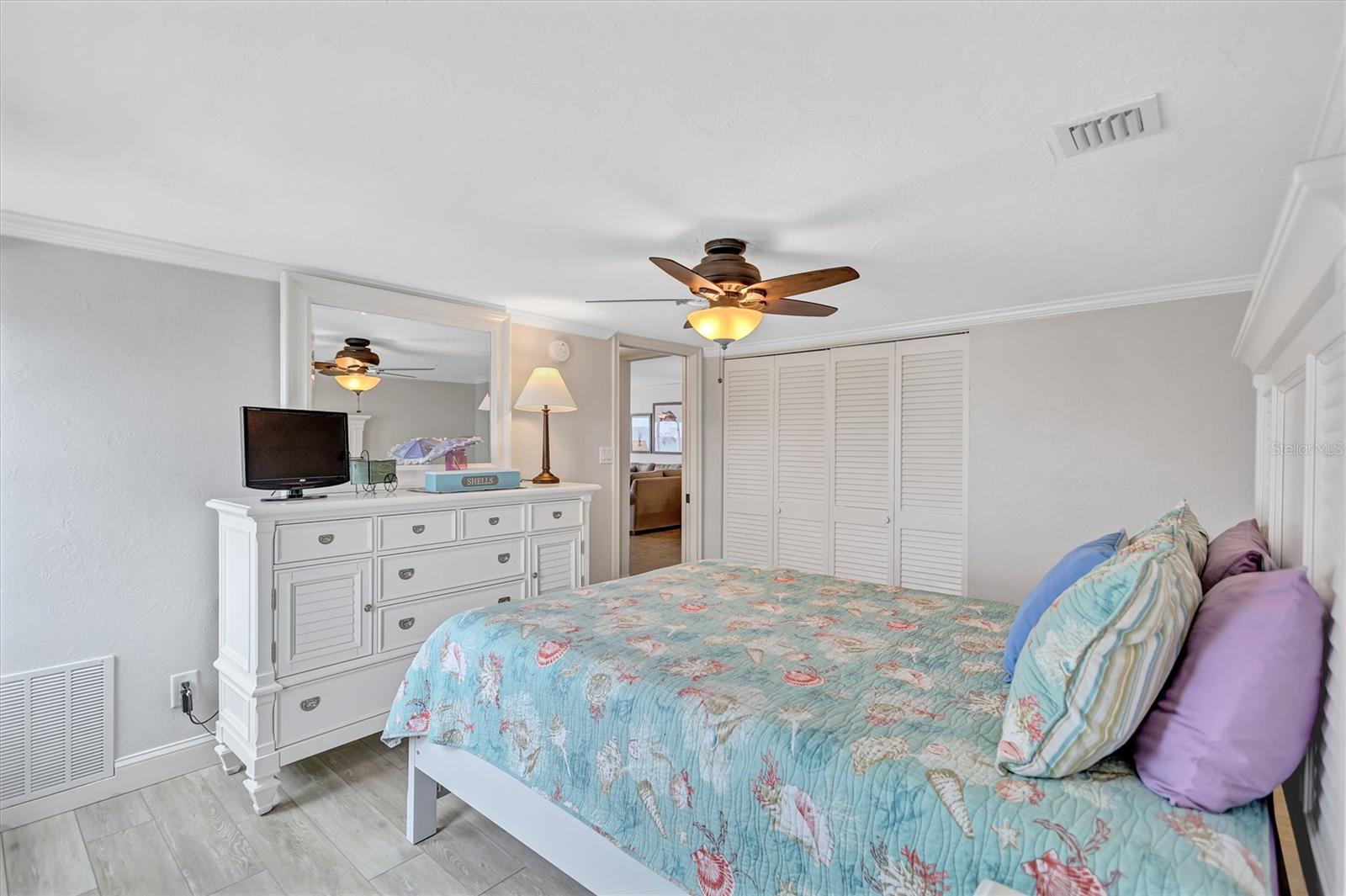 HORIZONS WEST - Residential