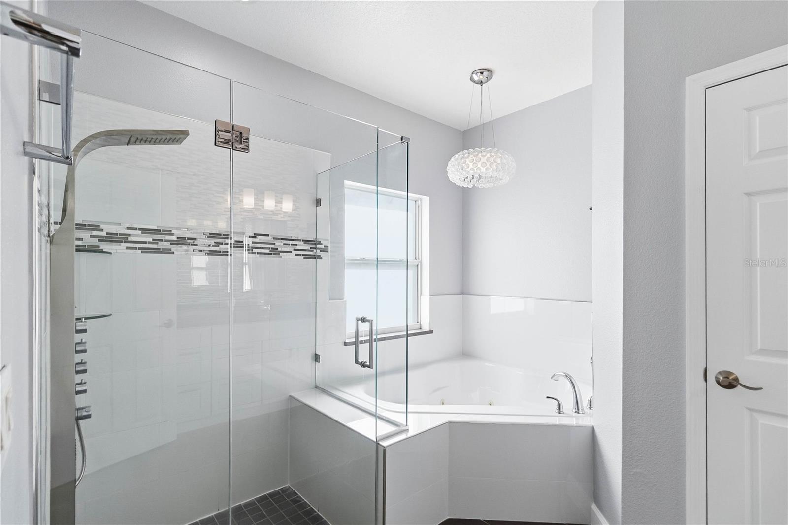 FALCON TRACE 44/119 - Residential