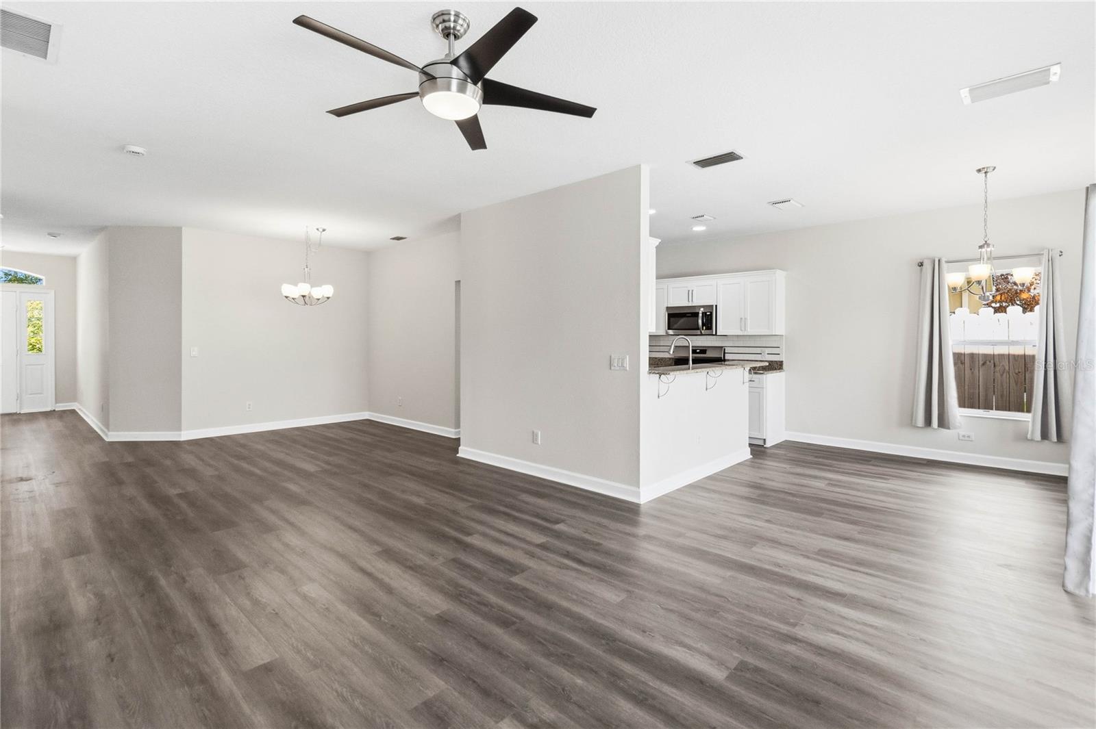 FALCON TRACE 44/119 - Residential