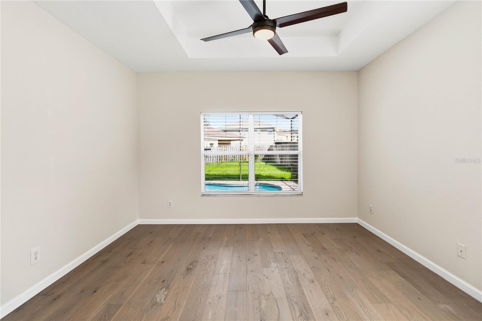 FALCON TRACE 44/119 - Residential