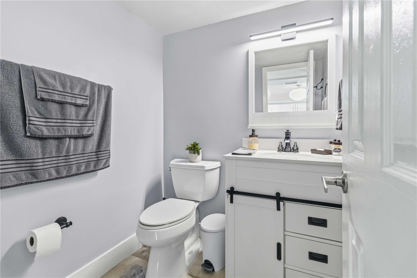LES CHATEAUX AT INTL GARDENS CONDO - Residential