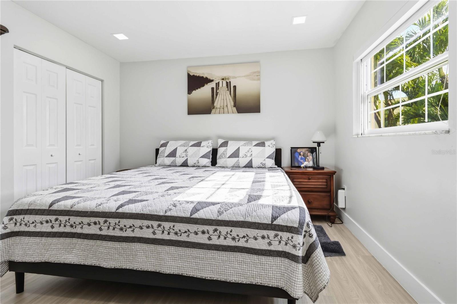 LES CHATEAUX AT INTL GARDENS CONDO - Residential