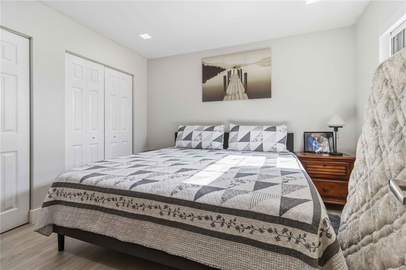 LES CHATEAUX AT INTL GARDENS CONDO - Residential