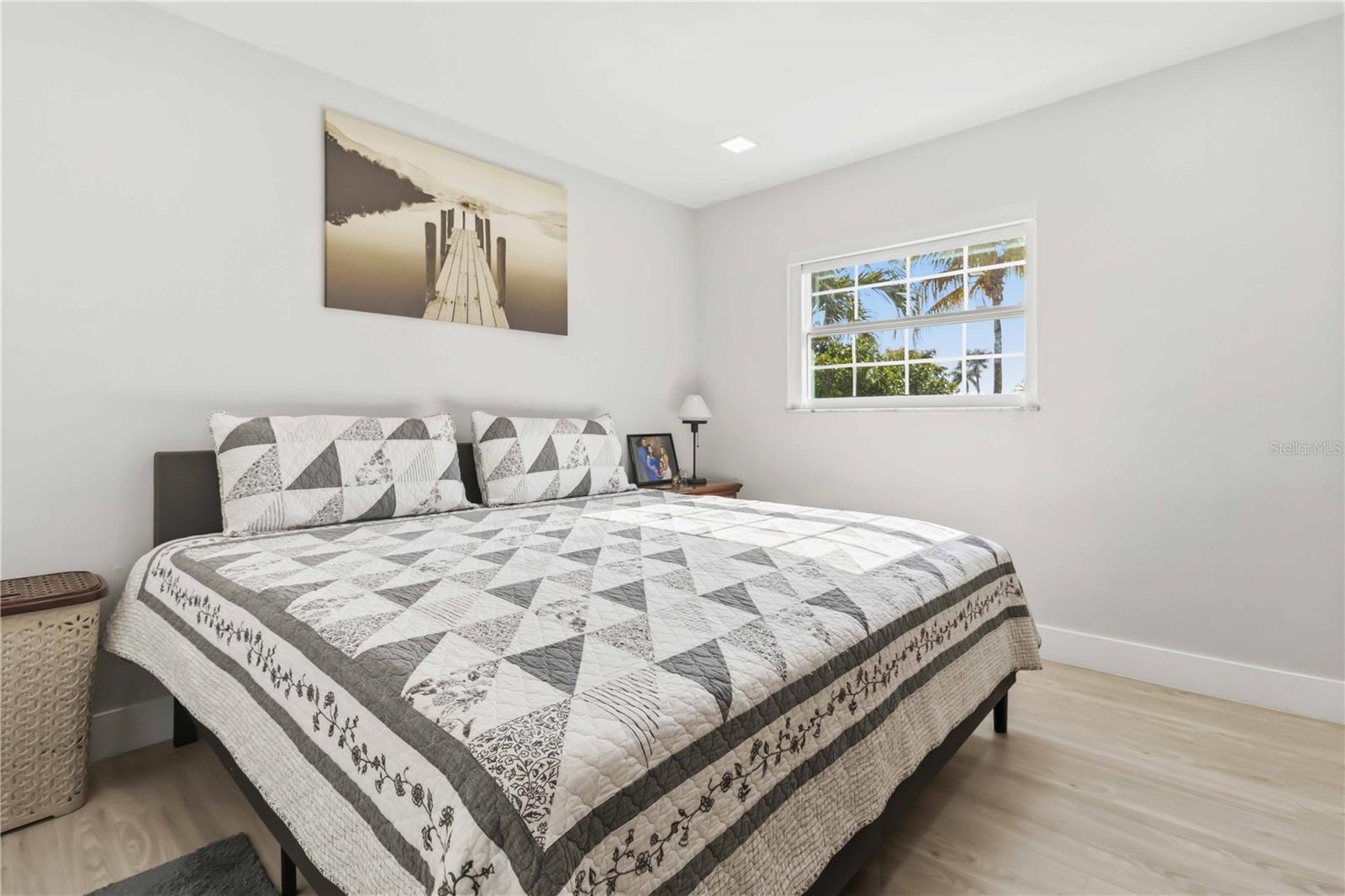 LES CHATEAUX AT INTL GARDENS CONDO - Residential