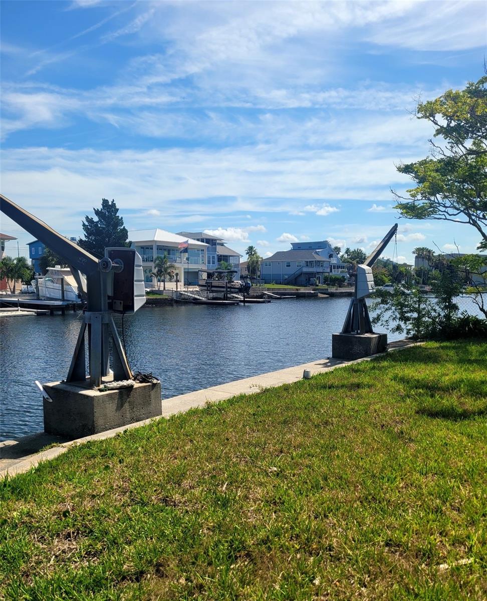 HERNANDO BEACH - Residential