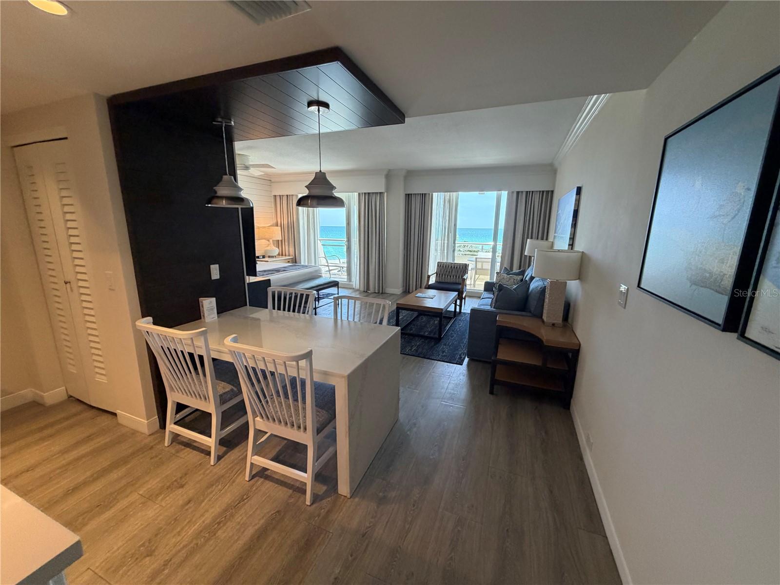 INN ON THE BEACH PH I - Residential