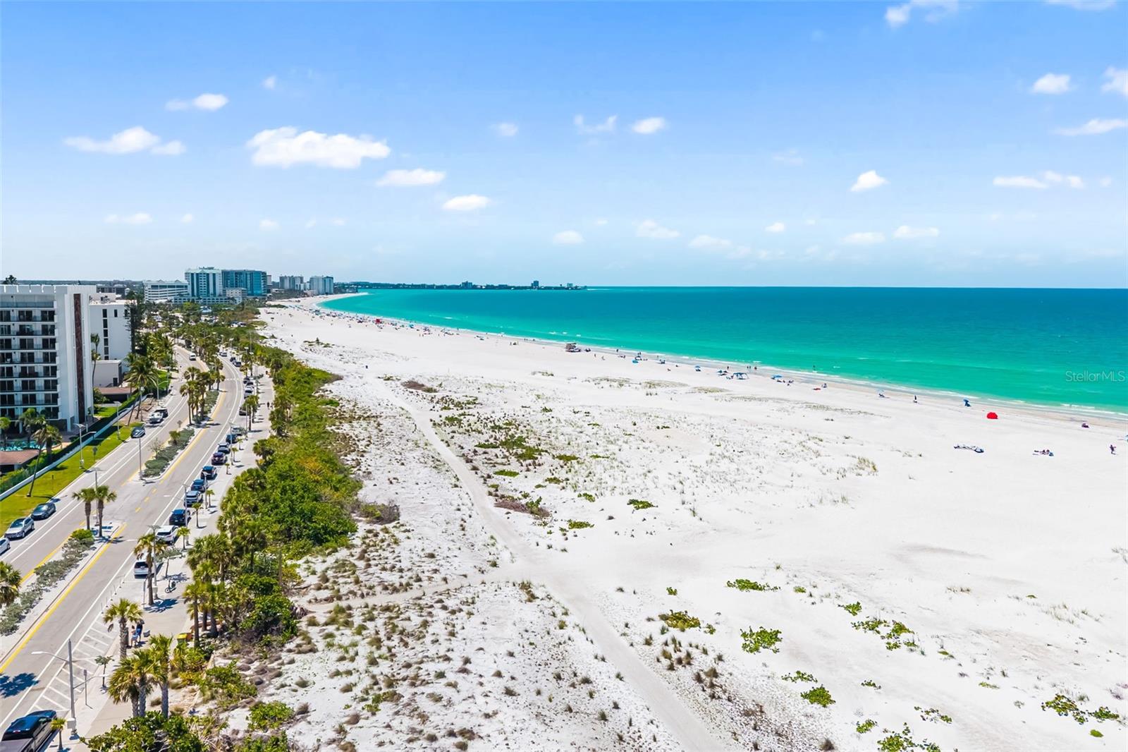 INN ON THE BEACH PH I - Residential