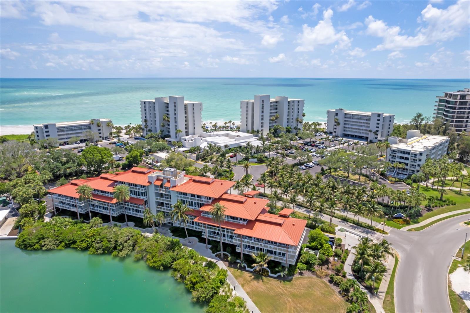 INN ON THE BEACH PH I - Residential