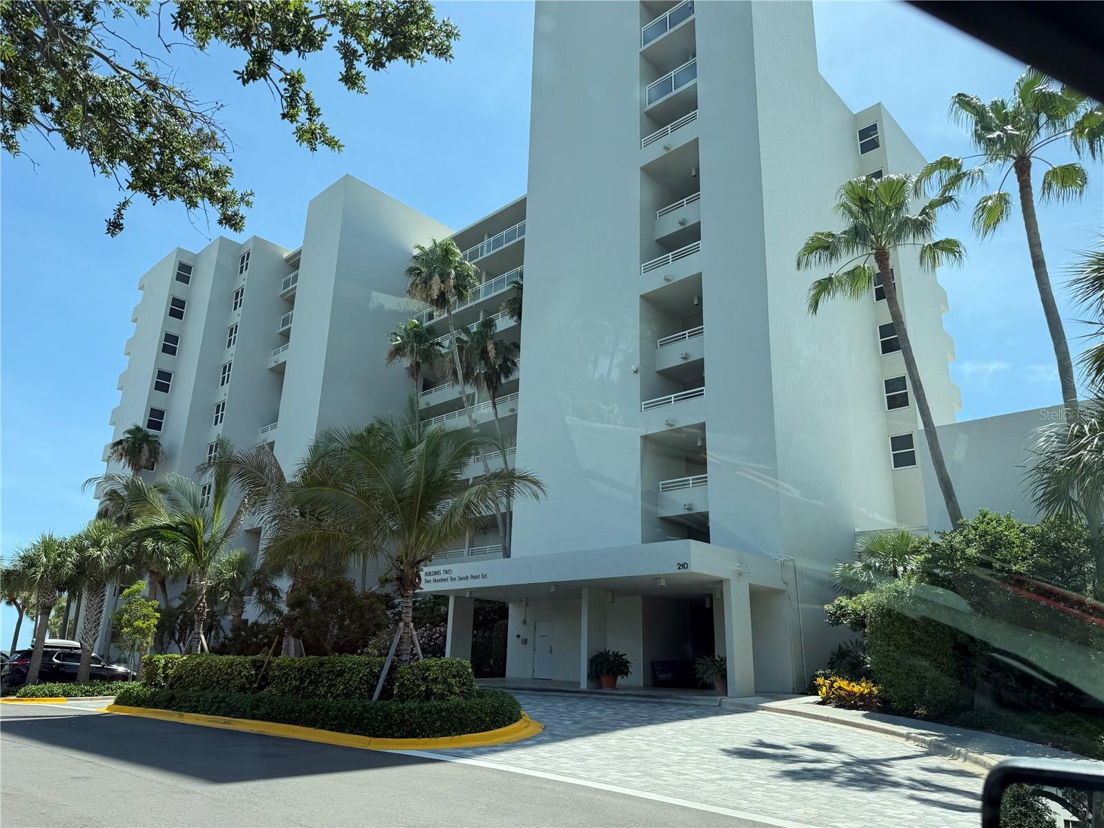INN ON THE BEACH PH I - Residential