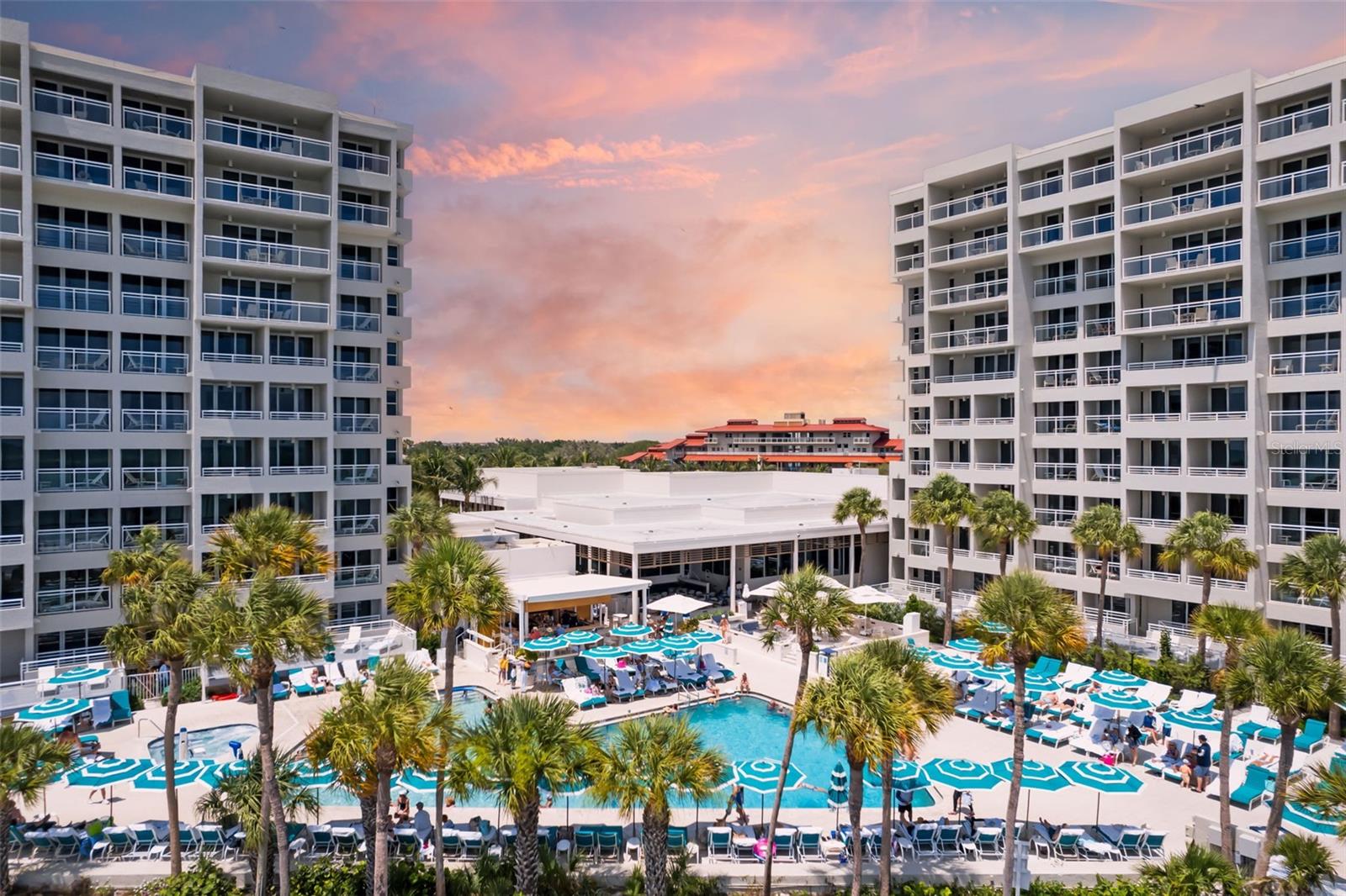 INN ON THE BEACH PH I - Residential