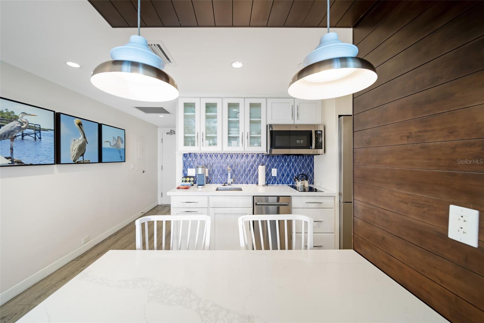 INN ON THE BEACH PH I - Residential