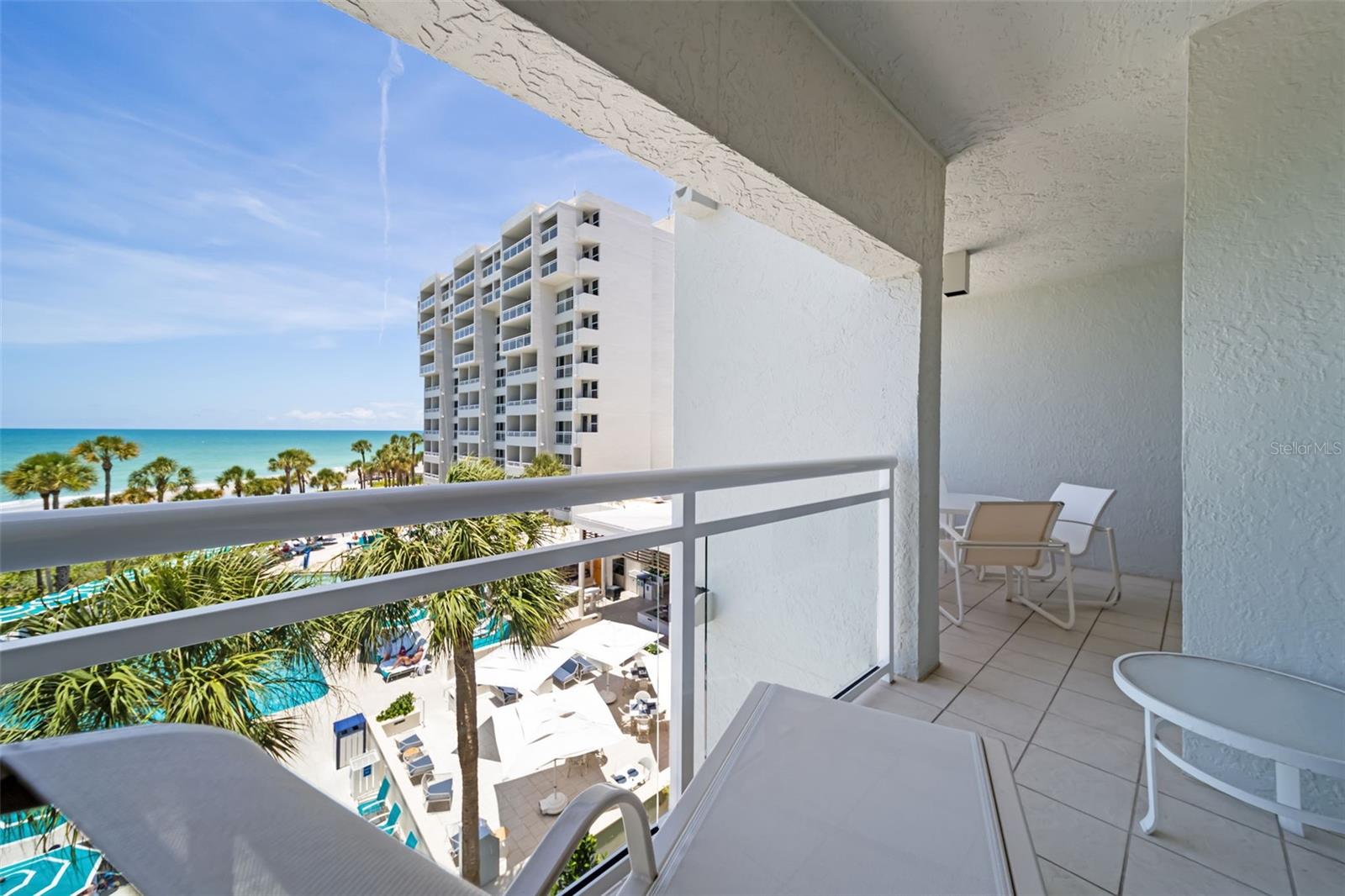 INN ON THE BEACH PH I - Residential