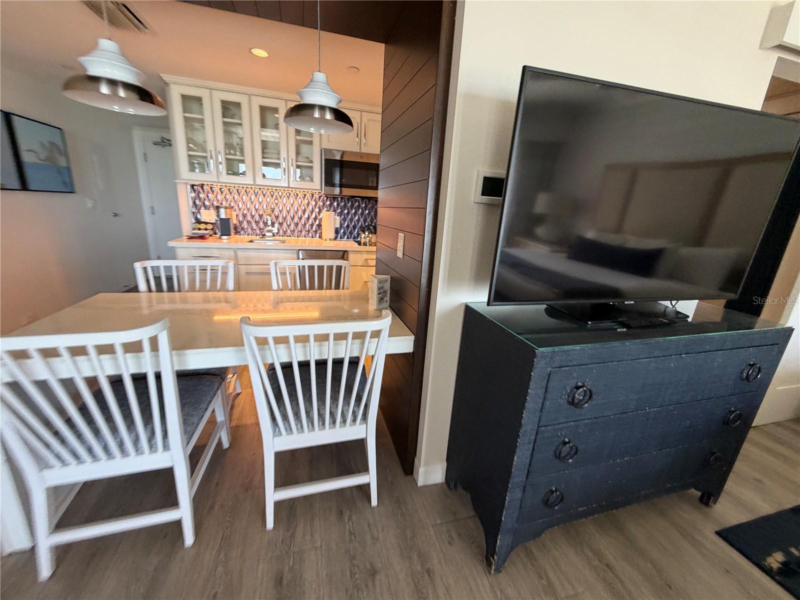 INN ON THE BEACH PH I - Residential
