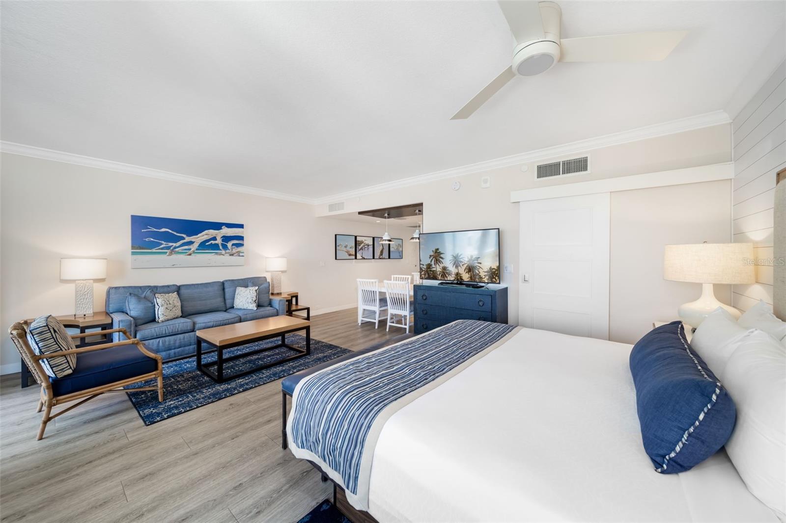 INN ON THE BEACH PH I - Residential