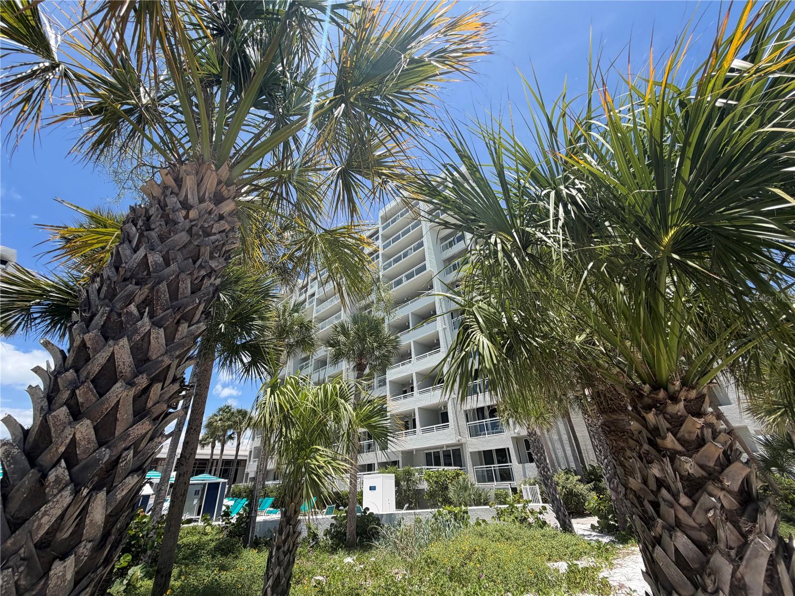 INN ON THE BEACH PH I - Residential