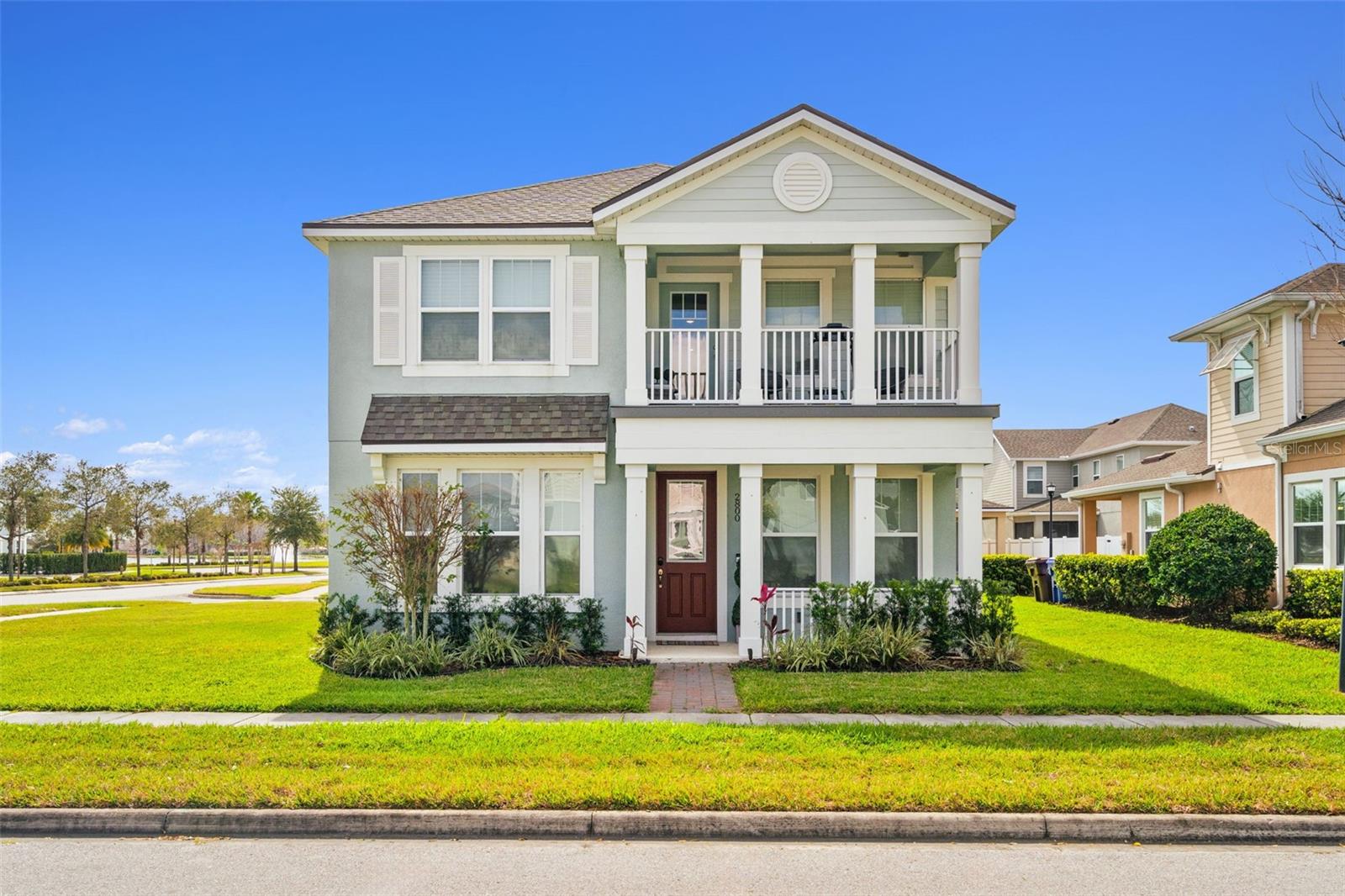 Exceptional Opportunity to Own a Beautiful Home in the Desirable Tapestry Community!
Situated on a spacious corner lot, this beautifully maintained home blends modern design, comfort, and functionality inside the gated community of Tapestry in Kissimmee. Featuring 4 bedrooms, 2 full bathrooms, and 1 half bathroom, the property also offers generous parking for up to 6 vehicles — 2 spaces in the attached garage plus 4 additional spaces on the driveway.
As you enter, a versatile flex room greets you — perfect as a home office, playroom, formal living room, or study to suit your lifestyle.
The heart of the home is the open-concept kitchen, complete with stylish gray cabinetry, stainless steel appliances, a spacious center island, and a breakfast bar — ideal for entertaining or everyday family meals.
Upstairs, you'll find all four generously sized bedrooms, including a spacious primary suite with a walk-in closet and a private en-suite bathroom. A large loft adds even more flexible living space, ideal for a media room, family room, home office, or game room.
As one of the newer homes built in the community, this residence features contemporary finishes and modern construction. Its corner lot provides additional privacy, extra outdoor space, and abundant natural light.
Located in the gated Tapestry community, residents enjoy resort-style amenities including a zero-entry pool with slide and splash zone, a fitness center, clubhouse with ballroom and catering kitchen, BBQ pavilion, sports fields, dog park, and paved walking trails — all just minutes from The Loop, major supermarkets, restaurants, hospitals, Orlando International Airport, and major highways including I-4, SR-417, and Florida's Turnpike.
Whether you're searching for your primary residence or your next investment, this move-in-ready property combines space, style, and an exceptional location.
Schedule your private showing today and see everything this beautiful home has !