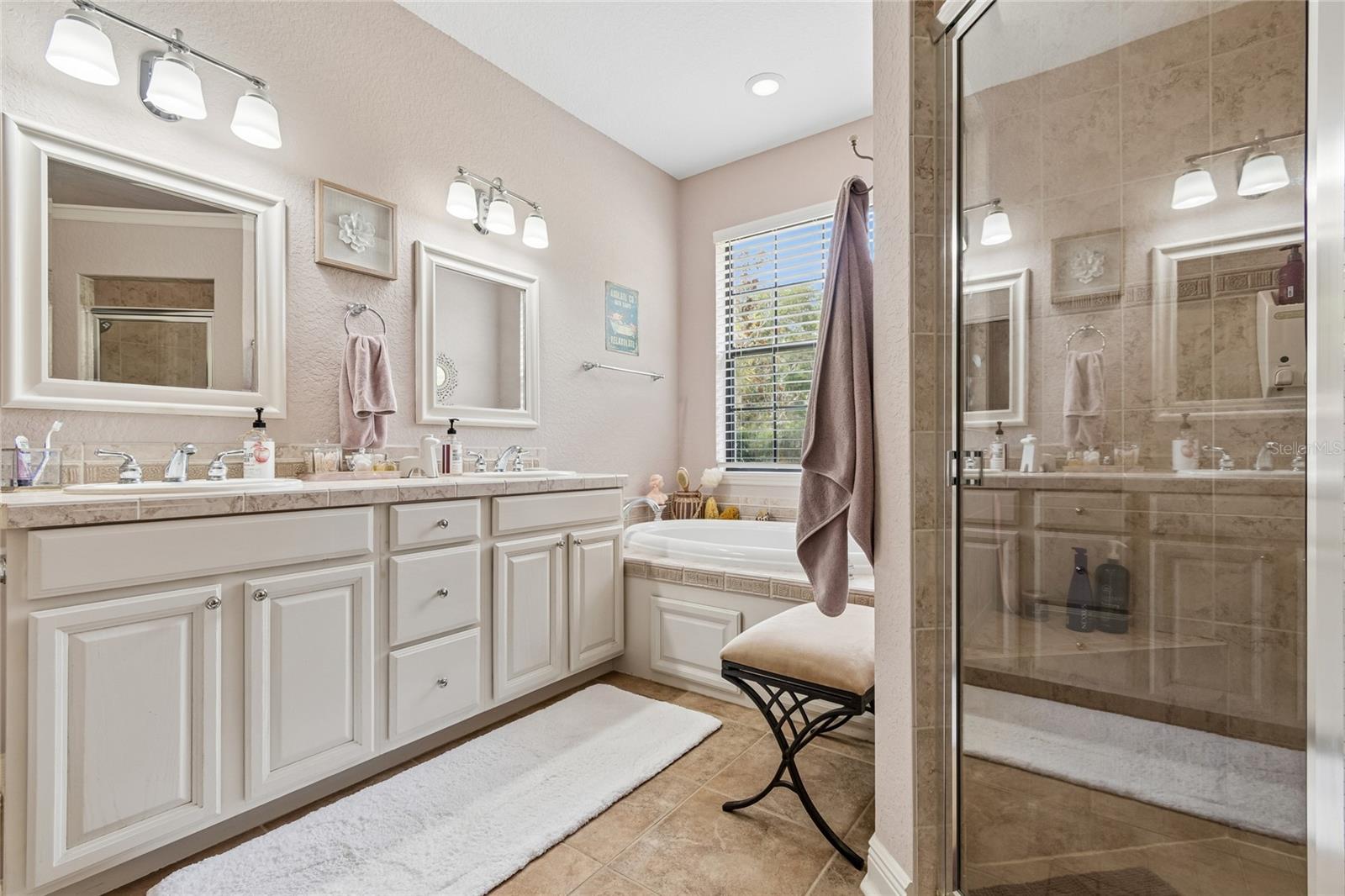 MILL CREEK PH V-B - Residential
