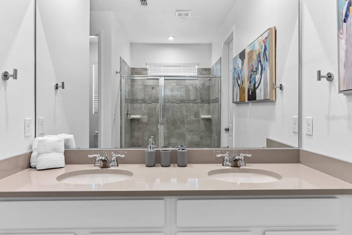 SOLARA RESORT VACATION VILLAS REP - Residential