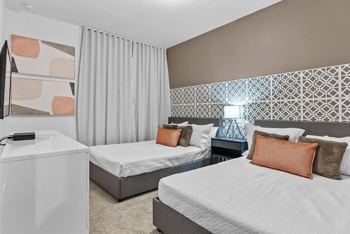 SOLARA RESORT VACATION VILLAS REP - Residential