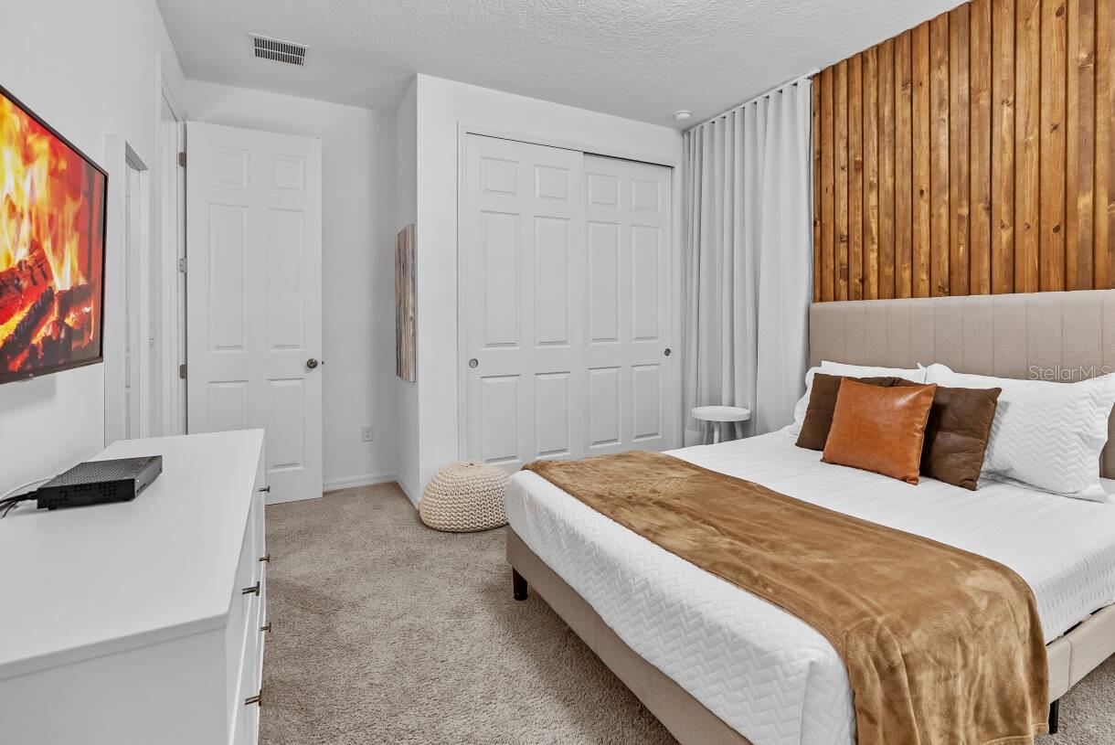SOLARA RESORT VACATION VILLAS REP - Residential