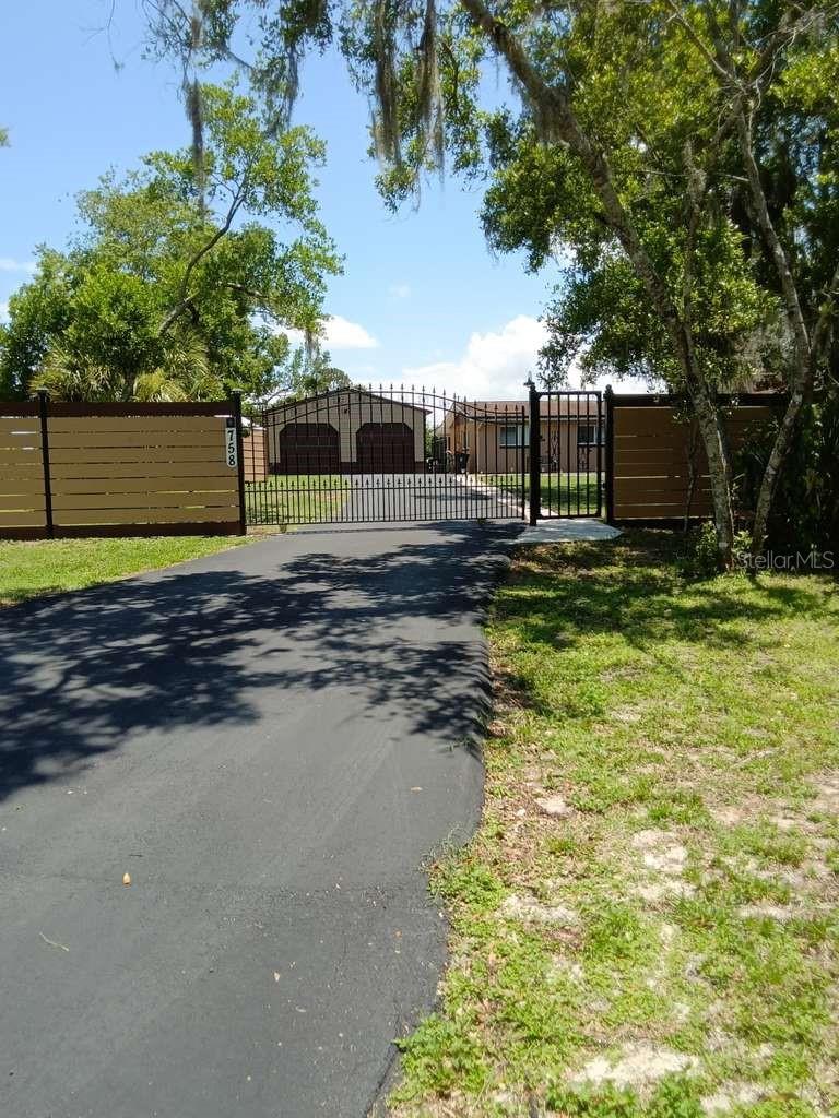 LENORE ADD UN 5 - Residential