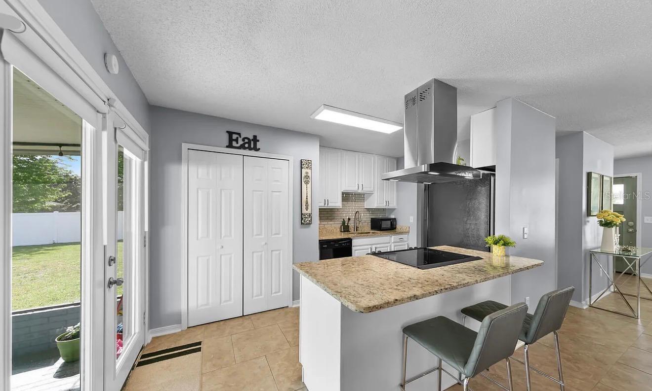 MEADOWS - Residential