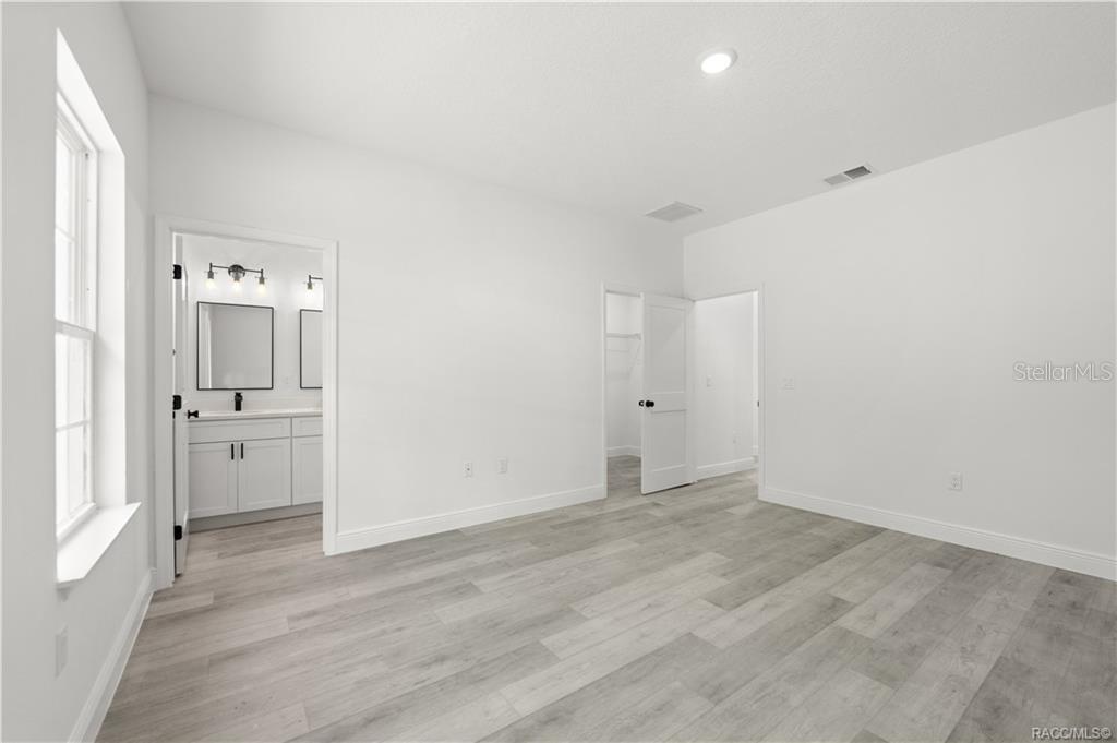 CITRUS SPGS UNIT 23 - Residential