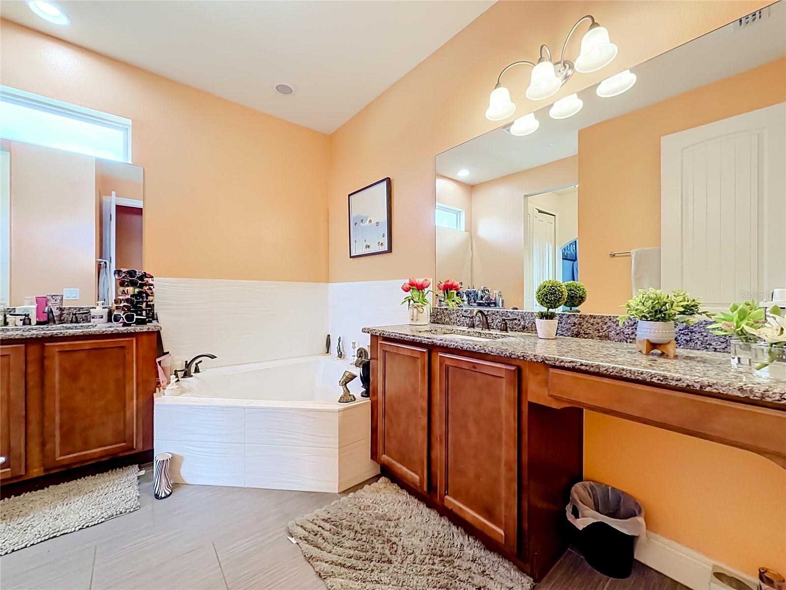 VENEZIA SOUTH - Residential