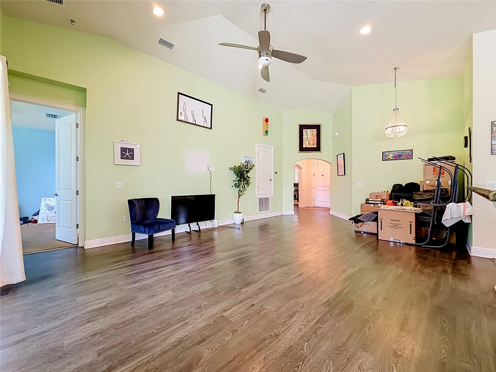 VENEZIA SOUTH - Residential