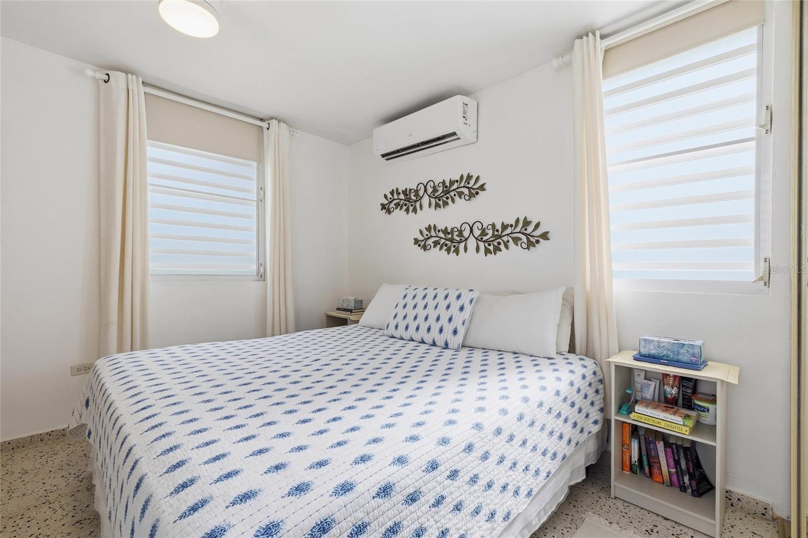 URB. COCO BEACH - Residential