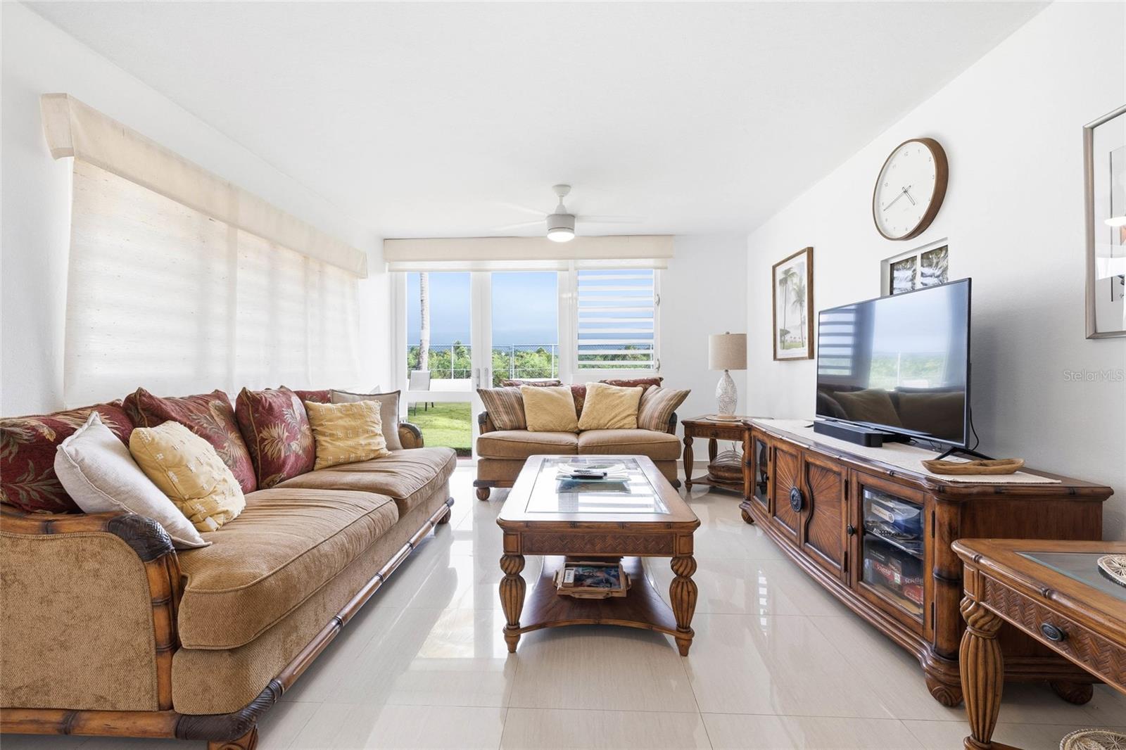 URB. COCO BEACH - Residential
