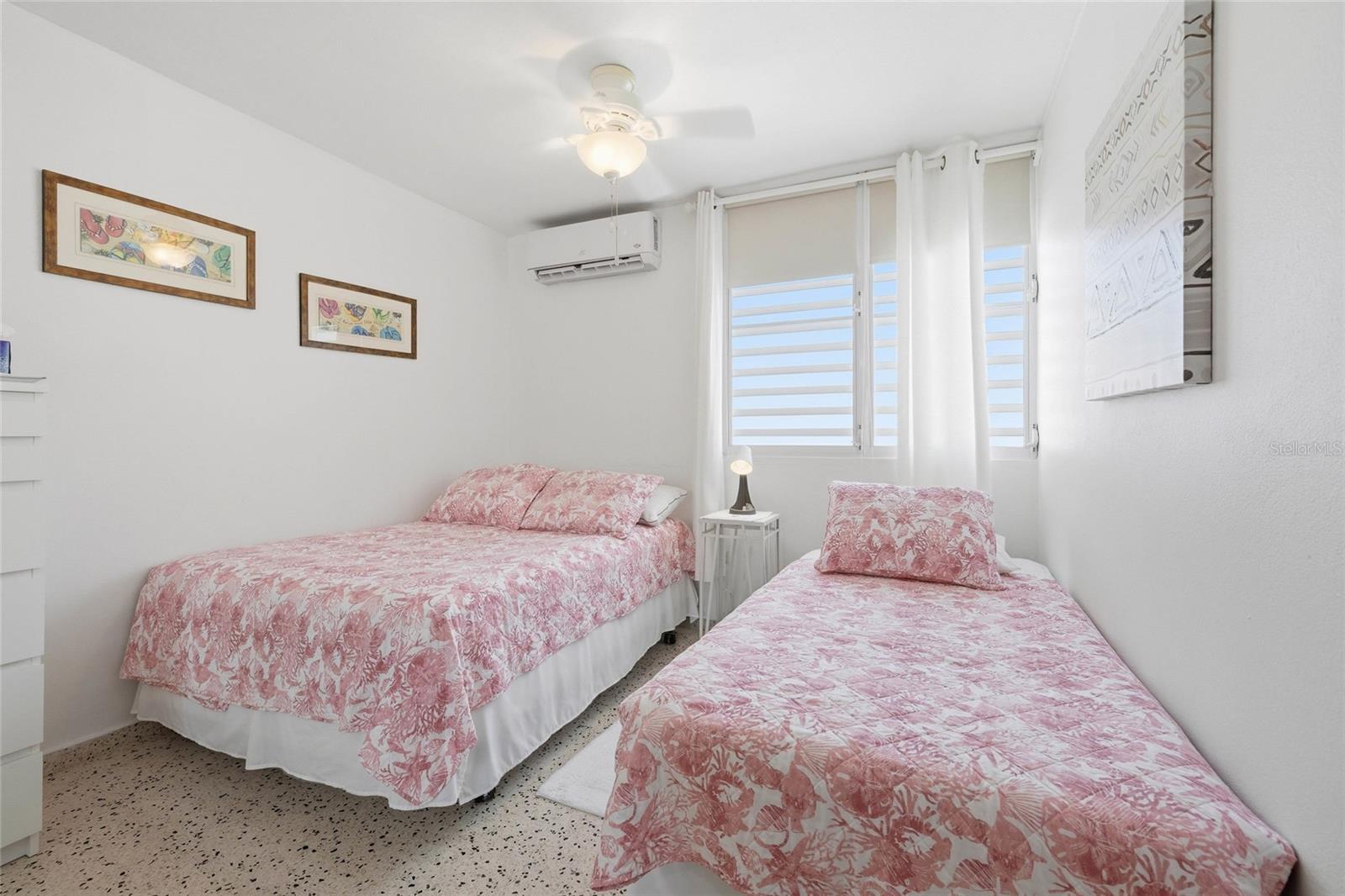 URB. COCO BEACH - Residential