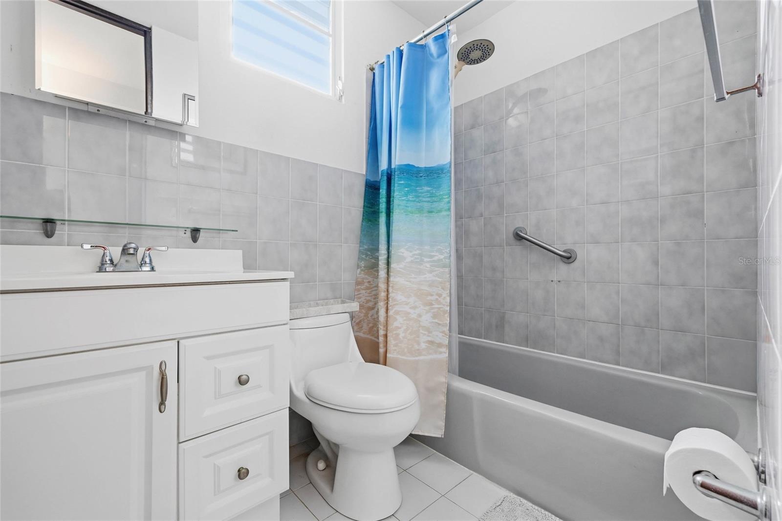 URB. COCO BEACH - Residential