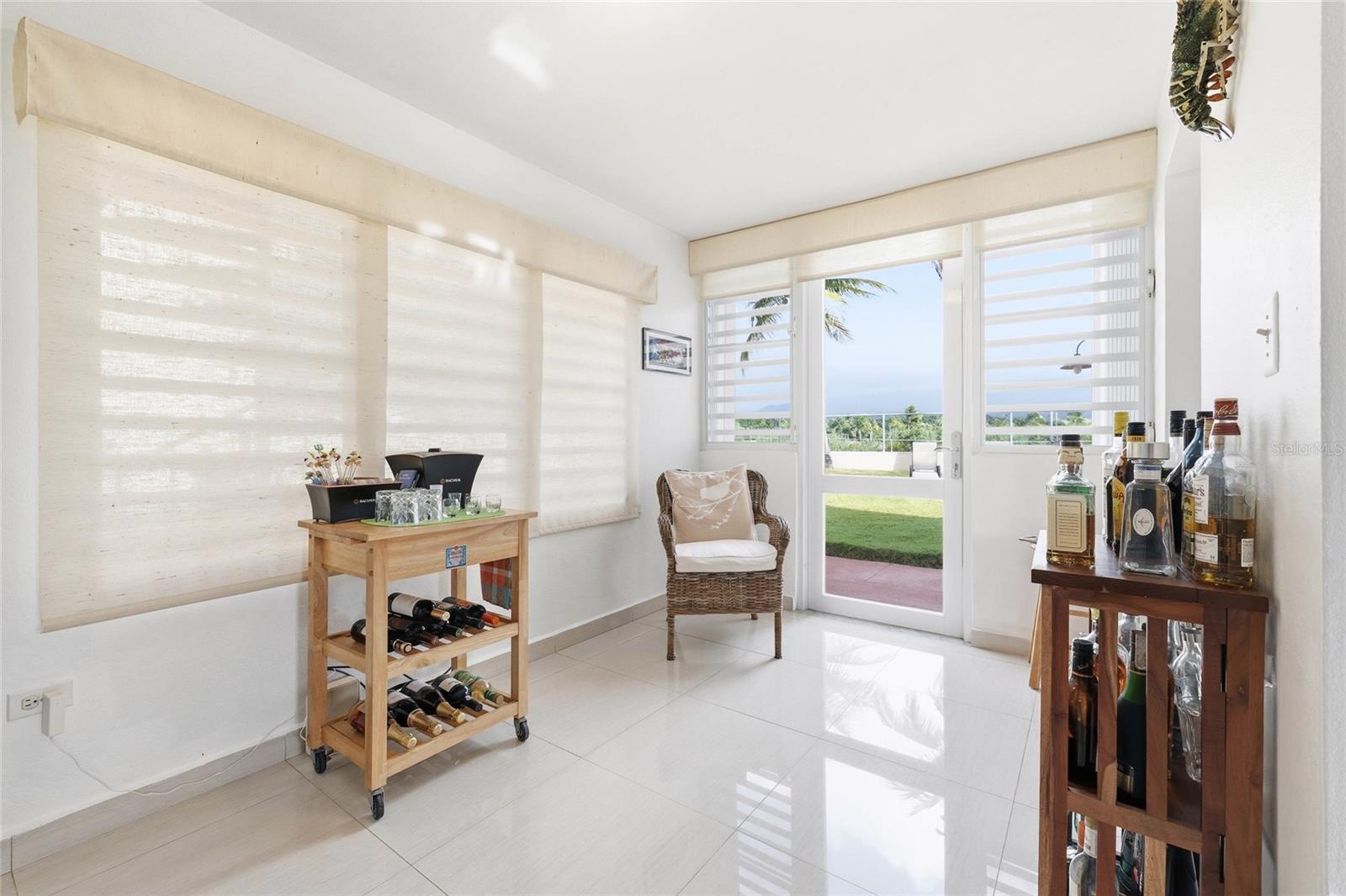 URB. COCO BEACH - Residential