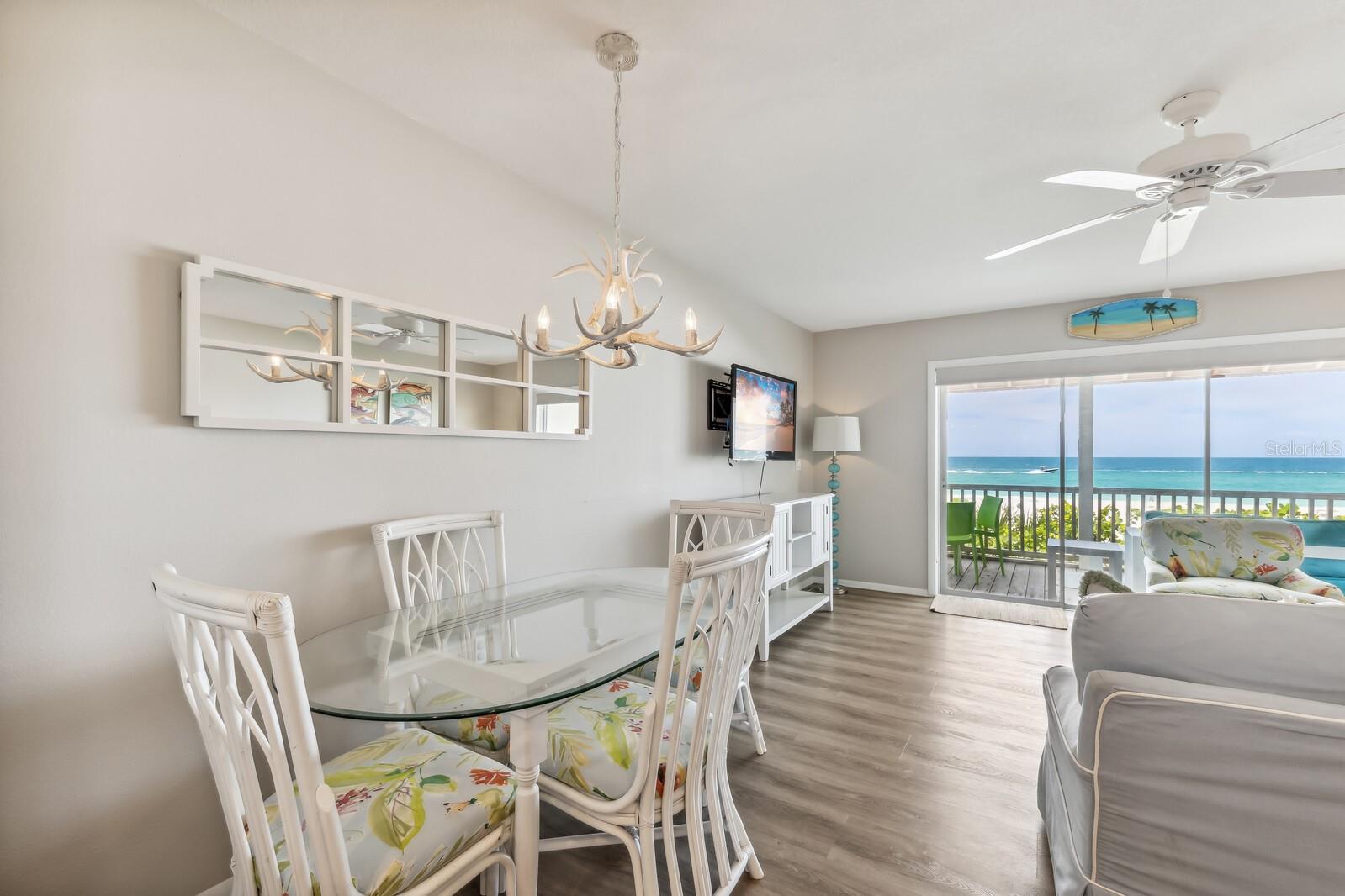 LIGHTHOUSE RESIDENCE 14 - Residential