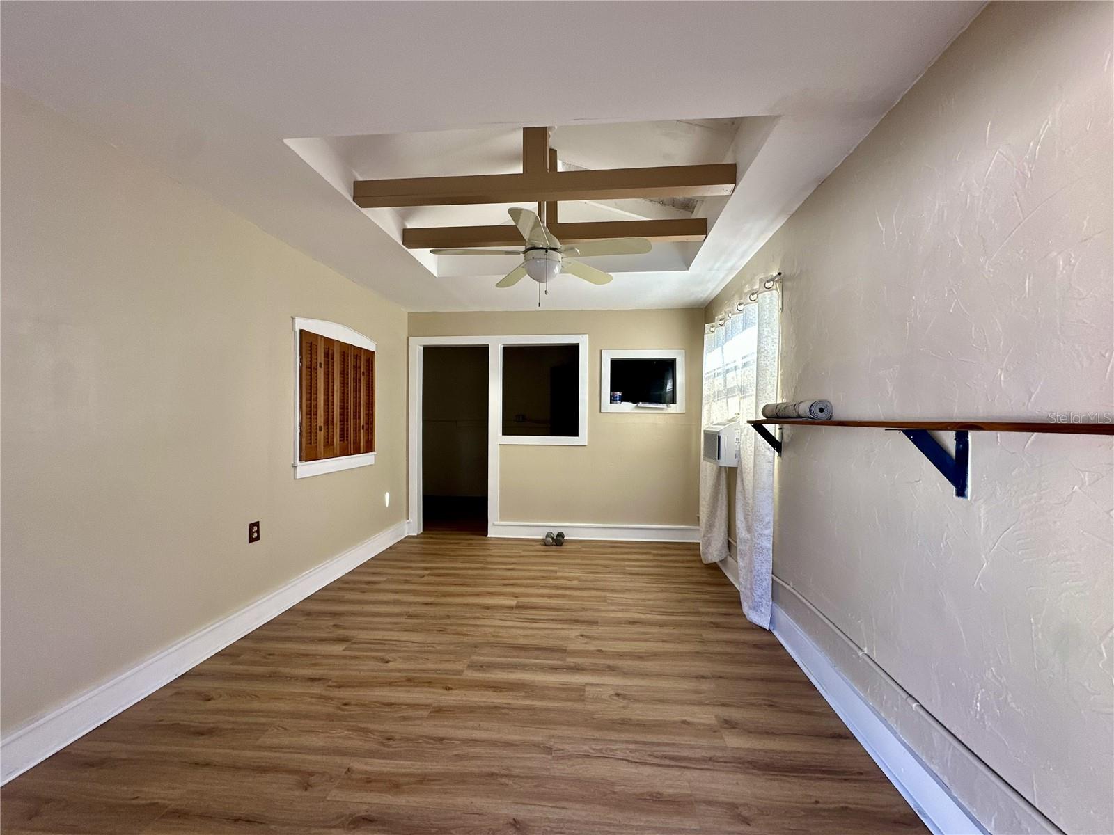 SPRING LAKE 1ST ADD - Residential