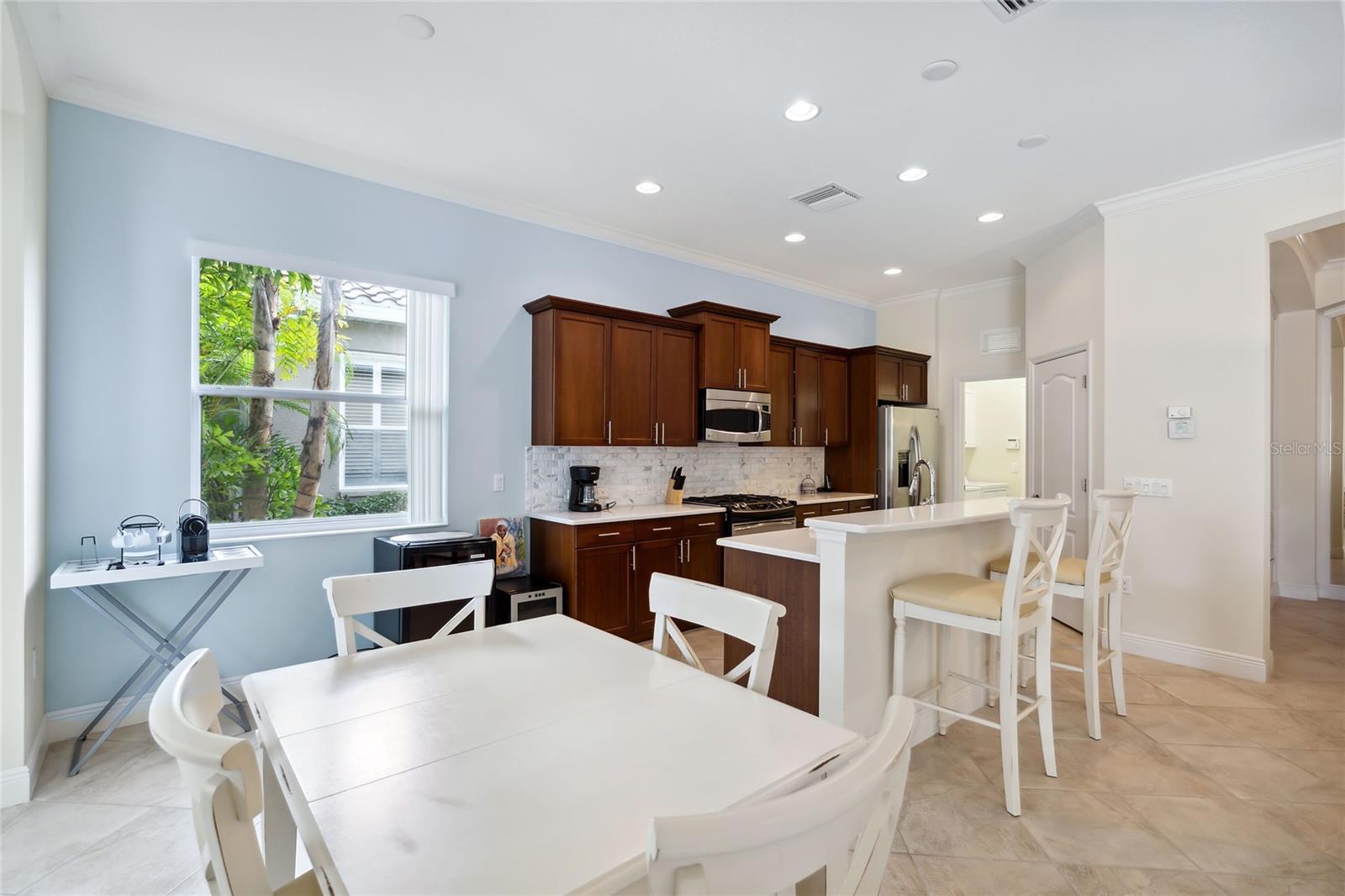KENWOOD AT UNIVERSITY PARK - Residential