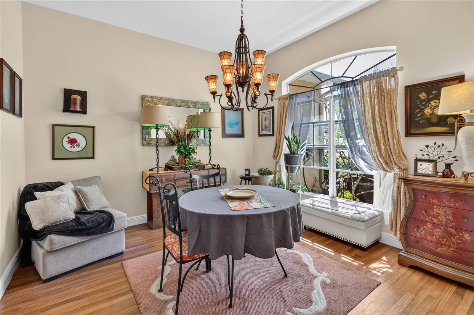 EAST LINDEN ESTATE - Residential