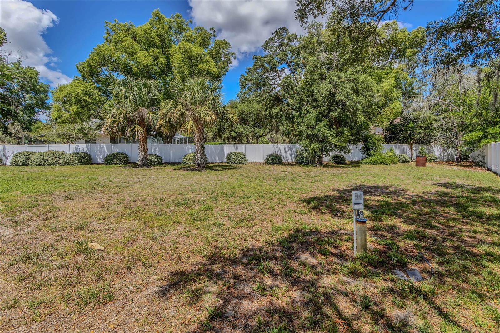 EAST LINDEN ESTATE - Residential