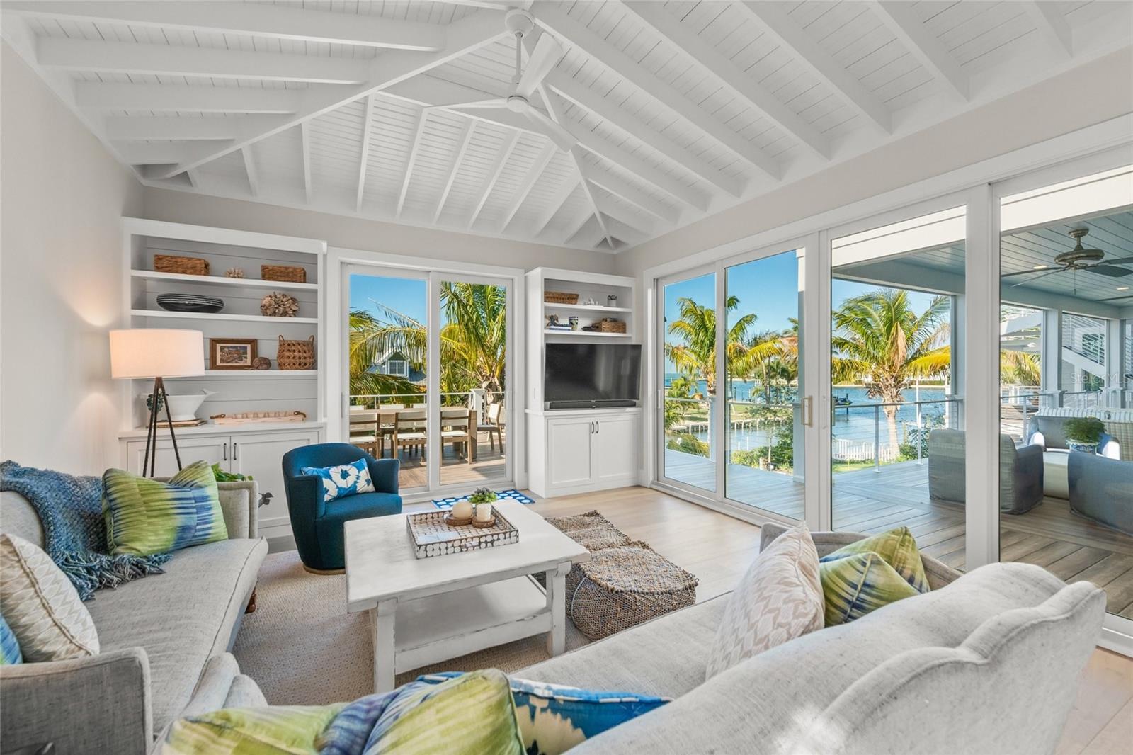 BAY PALMS ADD - Residential