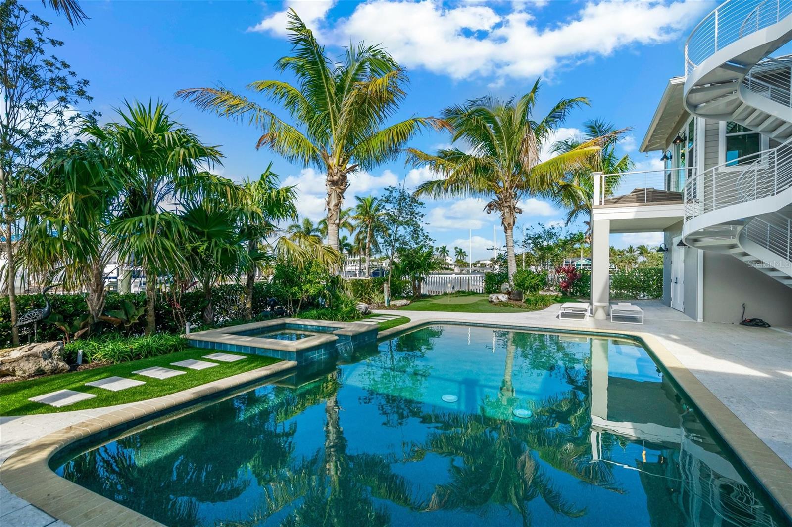 BAY PALMS ADD - Residential