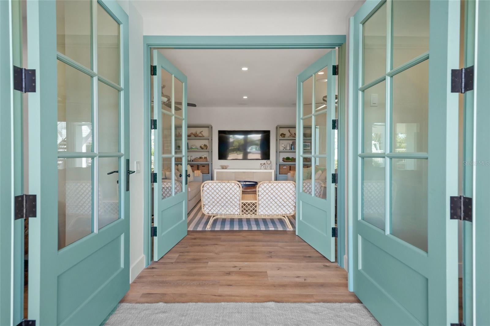 BAY PALMS ADD - Residential