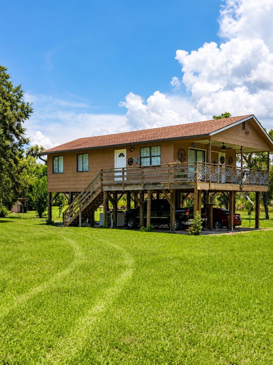 OAKRIDGE ESTATES - Residential