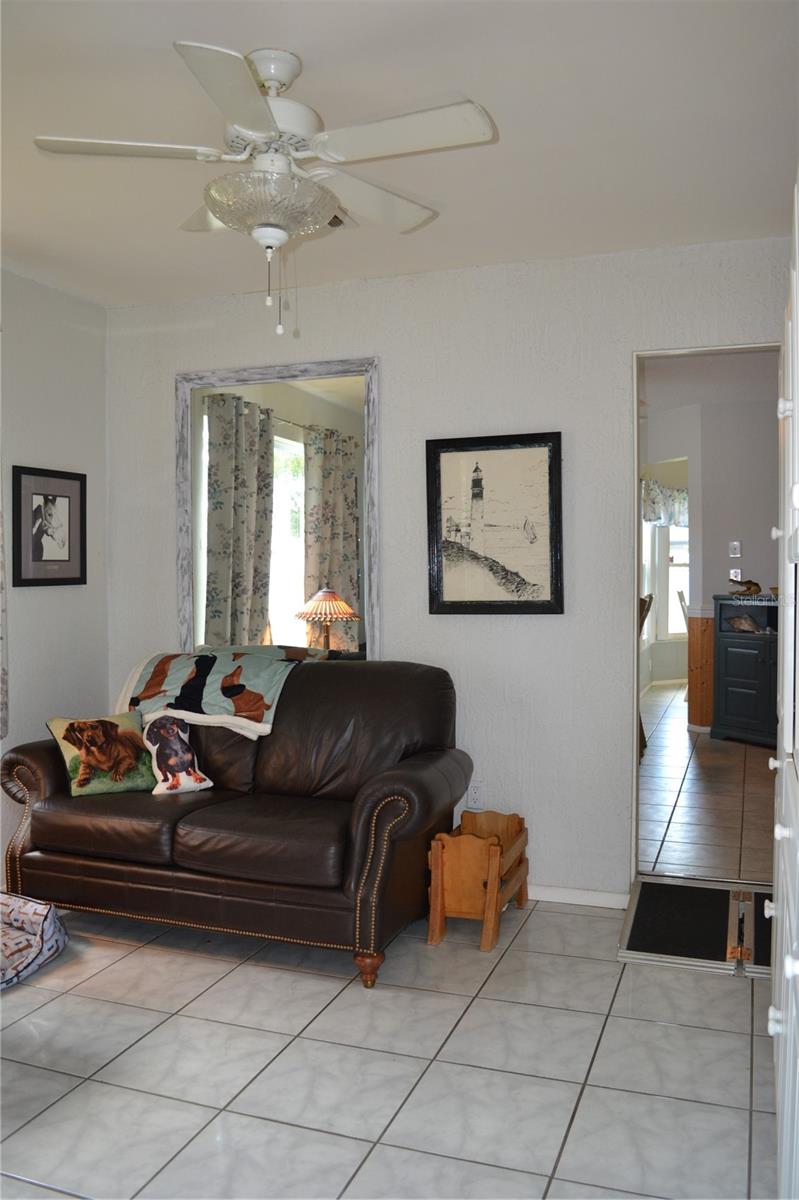 SPRING HILL - Residential