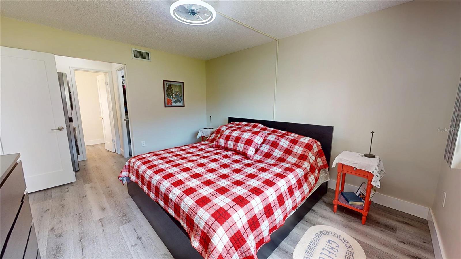 MISSION HILLS CONDO - Residential