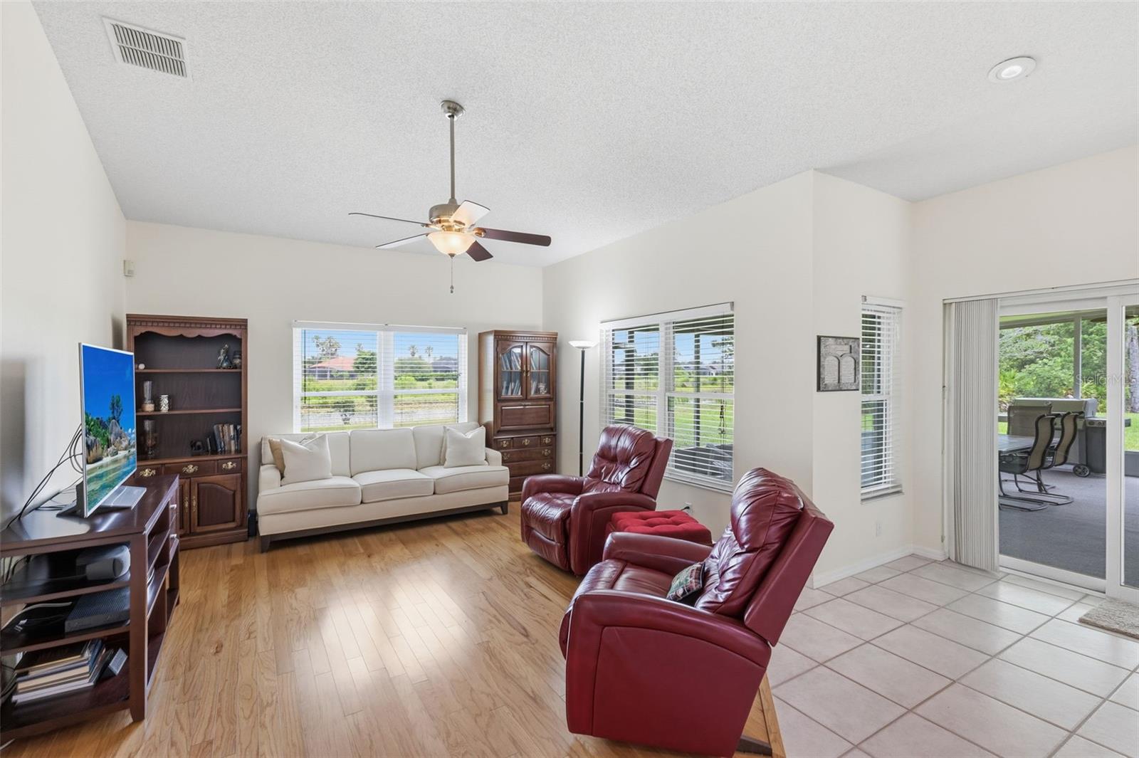 STONEYBROOK UNIT 1 - Residential