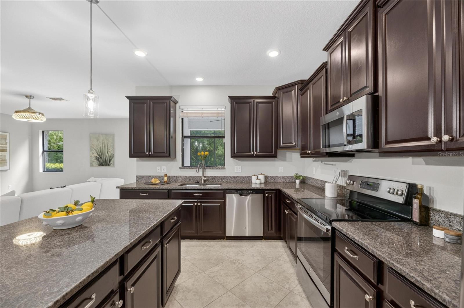 ARBORS/WIREGRASS RANCH - Residential