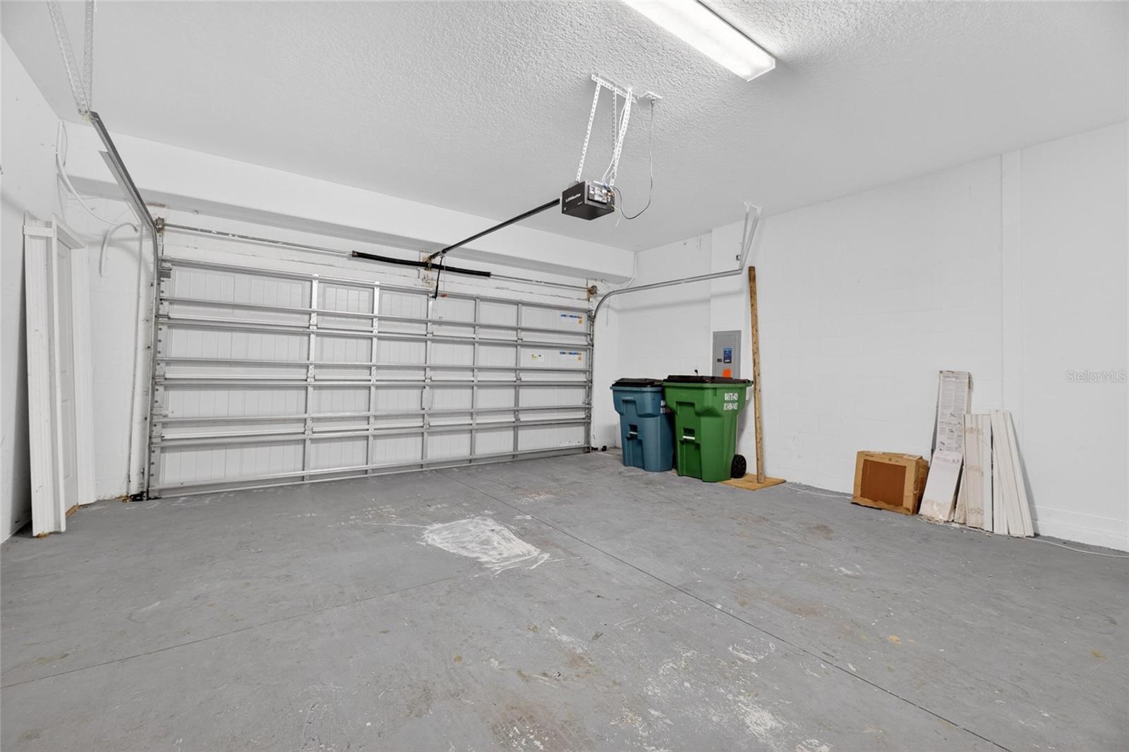 ARBORS/WIREGRASS RANCH - Residential